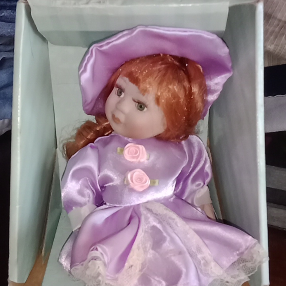 Collectors Edition porcelain Emily Doll